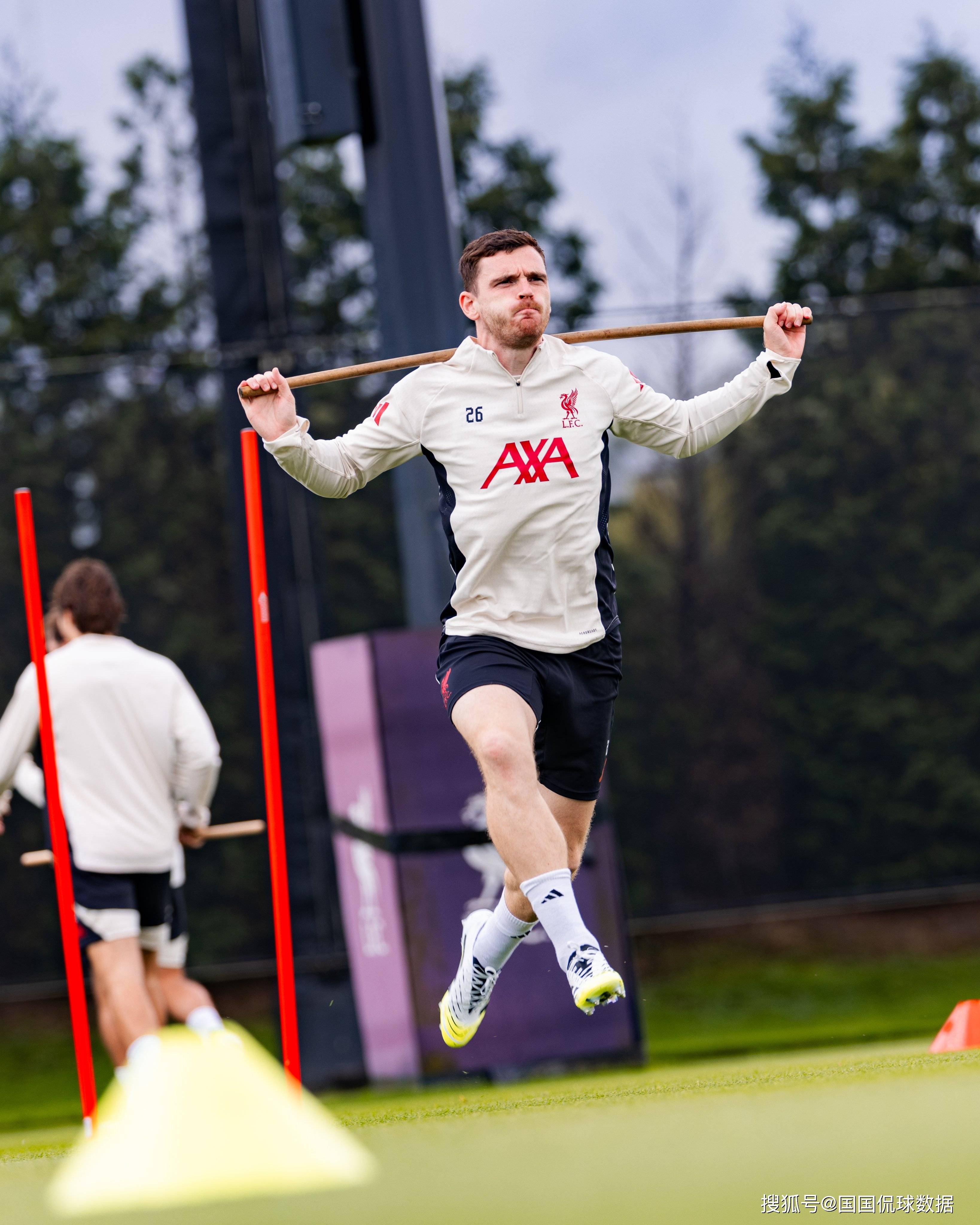 关于国际比赛日巴黎圣日耳曼备战社区盾，主帅复盘细节曝光，更衣室稳定，纪律约束更严格的信息-开云官方